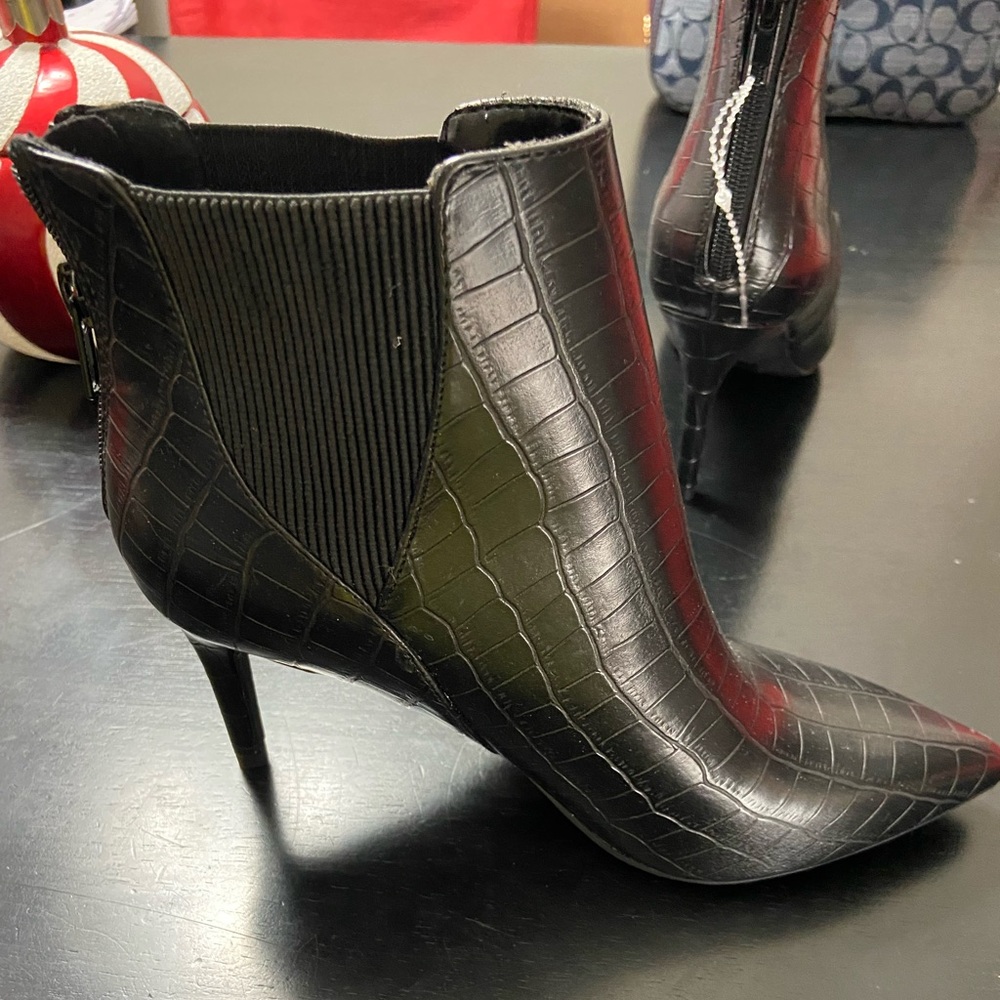 New- Black Heeled Bootie